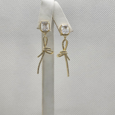 Brand New Sterling Silver 925 Side Bow Earrings Brand New Sterling Silver 925 Side Bow Earrings