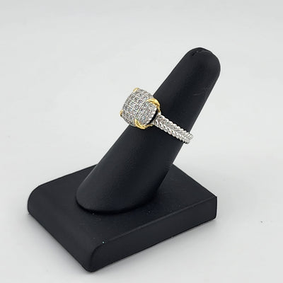Sterling Silver 925 Ring with Cubic Zirconia Stones – Fresh, Elegant, and Brand New Sterling Silver 925 Ring with Cubic Zirconia Stones – Fresh, Elegant, and Brand New