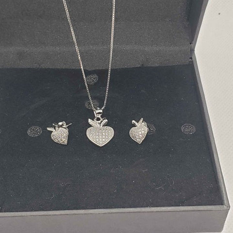 Brand New Sterling Silver 925 Apple Heart earrings and Necklace