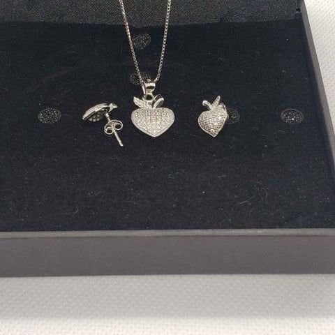 Brand New Sterling Silver 925 Apple Heart earrings and Necklace