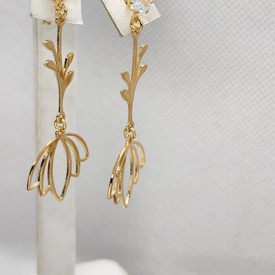 Brand New Brazilian 18k Gold Filled Elegant Lotus Earrings