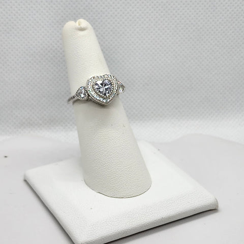 Brand New Sterling Silver 925 Heart Gem Stone Ring