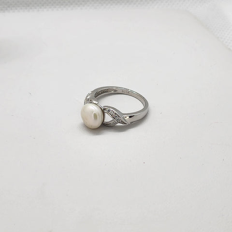 Brand New Sterling Silver 925 Pearl Crossover Ring