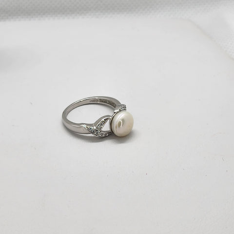 Brand New Sterling Silver 925 Pearl Crossover Ring