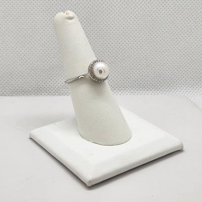 Brand New Sterling Silver 925 Pearl Ring