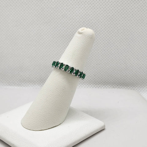 Brand New Sterling Silver 925 Green Eternity Ring