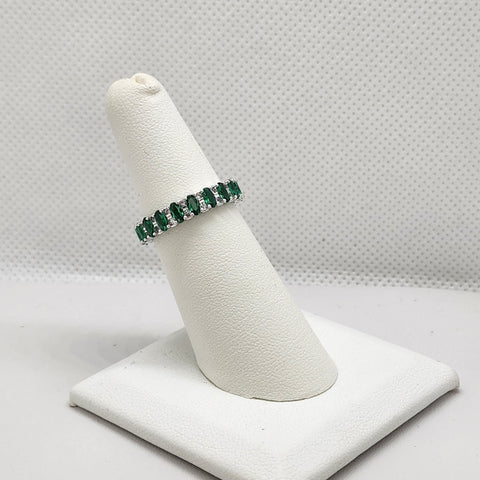 Brand New Sterling Silver 925 Green Eternity Ring