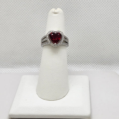 Brand New Sterling Silver 925 Red Heart Gemstone Ring