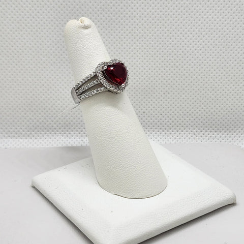 Brand New Sterling Silver 925 Red Heart Gemstone Ring