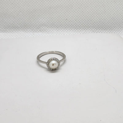 Brand New Sterling Silver 925 Pearl Ring