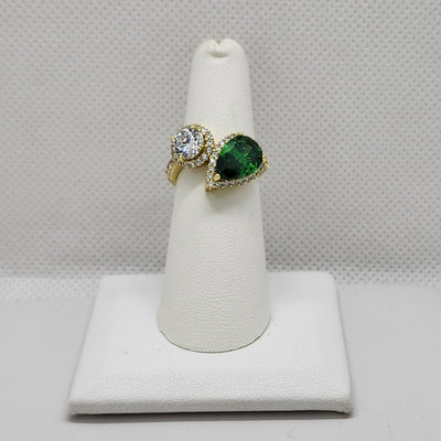 Brand New Sterling Silver 925 Green White Gemstone Ring