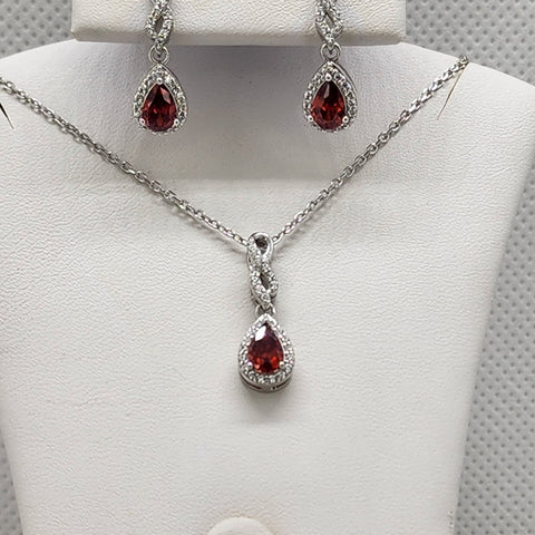 Brand New Sterling Silver 925 Inifinite Red Oval Gemstone 2pcs Set