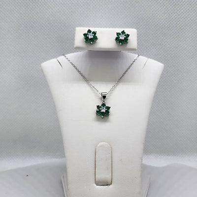 Brand New Sterling Silver 925 Green Gemstone Flower 2pcs Set