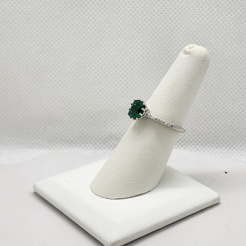 Brand New Sterling Silver 925 Round Green Gemstone Ring