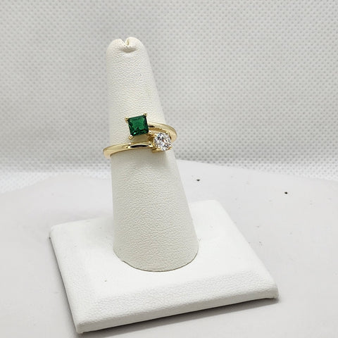 Brand New Sterling Silver 925 Green/White Gemstones Ring