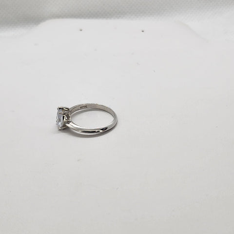 Brand New Sterling Silver 925 Tear Drop Design Ring