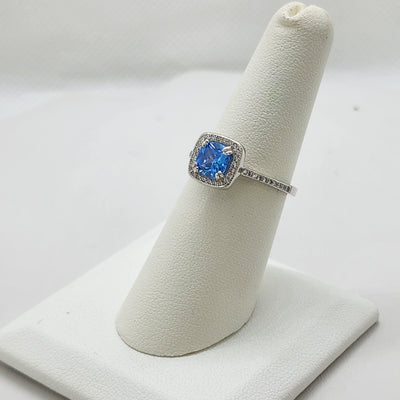 Brand New Sterling Silver 925 Light Blue Gemstone Ring