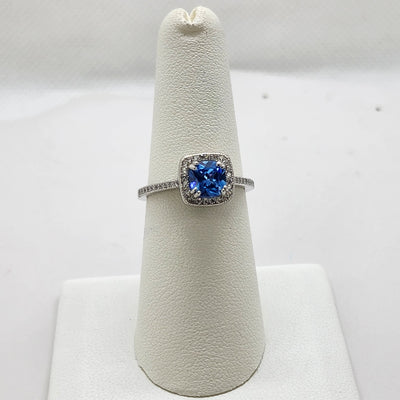 Brand New Sterling Silver 925 Light Blue Gemstone Ring