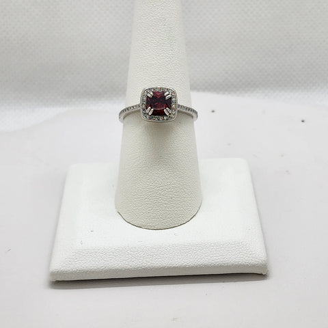 Brand New Sterling Silver 925 Red Gemstone Ring