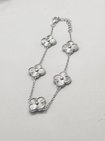 Brand New Sterling Silver 925 5 Clover Bracelet