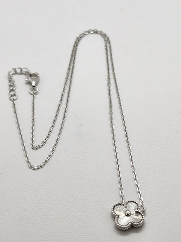 Brand New Sterling Silver 925 One Clover Necklace