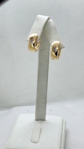 Brand New Brazilian 18k Gold Filled White Gemstone Huggy Earrings