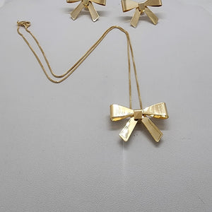 Brand New Brazilian 18k Gold Filled Bow Earrings and Necklace Set