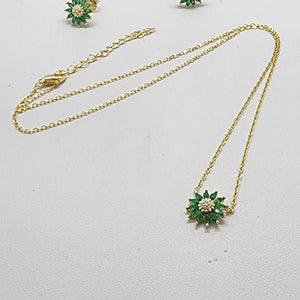 Brand New Strerling Silver 925 Green SunFlower Earrings and Necklace Set