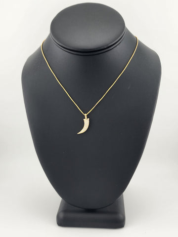 Brand New Brazilian 18k Gold Filled Design of Coyote tooth Box Necklace