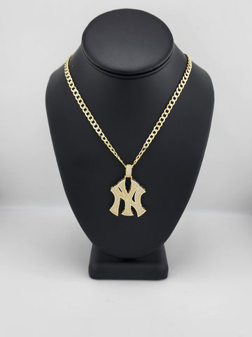 Brand New Sterling Silver 925 New York Yankee Necklace