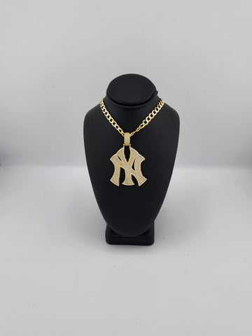 Brand New Sterling Silver 925 New York Yankee Necklace