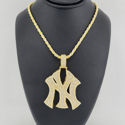 Brand New Sterling Silver 925 New York Yankee Necklace