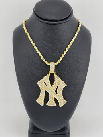 Brand New Sterling Silver 925 New York Yankee Necklace