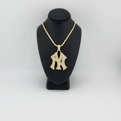 Brand New Sterling Silver 925 New York Yankee Necklace