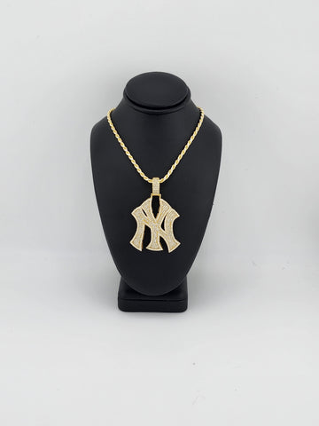 Brand New Sterling Silver 925 New York Yankee Necklace