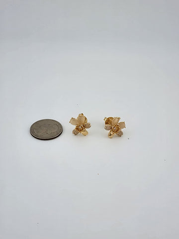 Brand New Brazilian 18k Gold Filled Flower Earrings