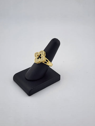 Brand New Gold Color  Clover Brass Ring