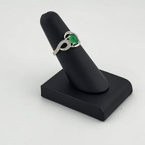 Elegant Oval Jade Ring – Timeless Sophistication in a Brand New Design