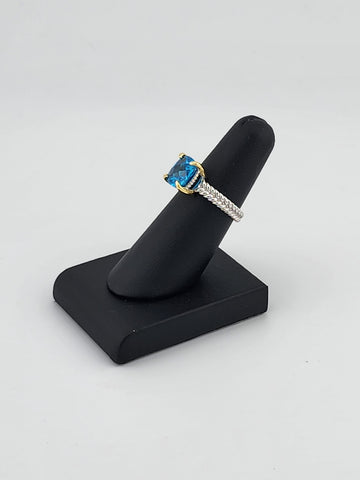 Sterling Silver 925 Ring with Blue Gemstone – Fresh, Elegant, and Brand New