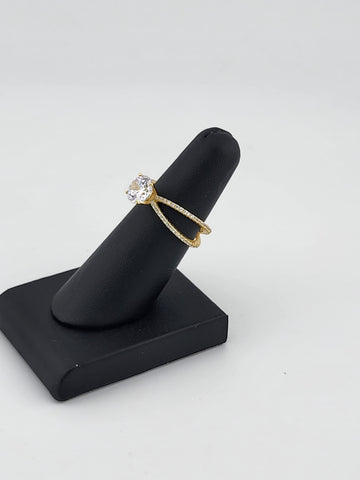 Sterling Silver 925 Crossover Ring with Gemstone – Modern Elegance, Brand New