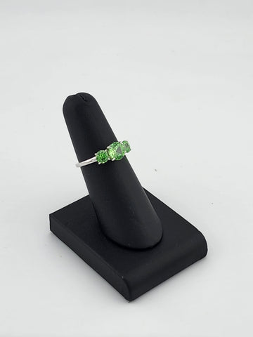 Triple Green Gemstone Ring in 925 Sterling Silver – Classic Style, Modern Shine