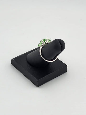 Triple Green Gemstone Ring in 925 Sterling Silver – Classic Style, Modern Shine