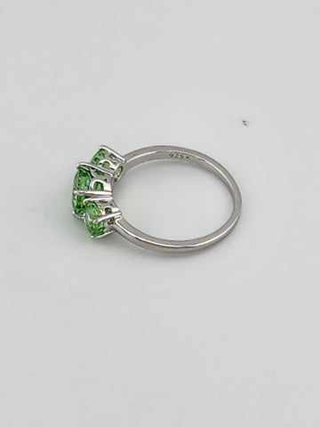 Triple Green Gemstone Ring in 925 Sterling Silver – Classic Style, Modern Shine
