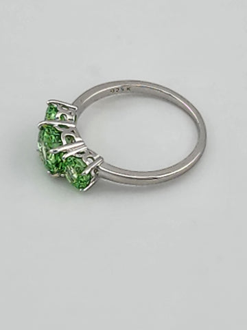 Triple Green Gemstone Ring in 925 Sterling Silver – Classic Style, Modern Shine
