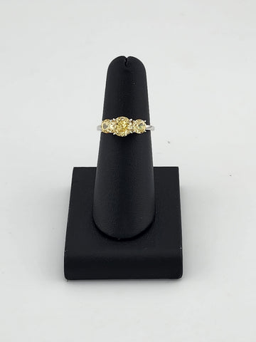 Triple Yellow Gemstone Ring in 925 Sterling Silver – Classic Style, Modern Shine