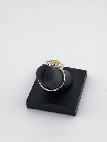 Triple Yellow Gemstone Ring in 925 Sterling Silver – Classic Style, Modern Shine