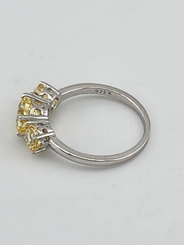 Triple Yellow Gemstone Ring in 925 Sterling Silver – Classic Style, Modern Shine