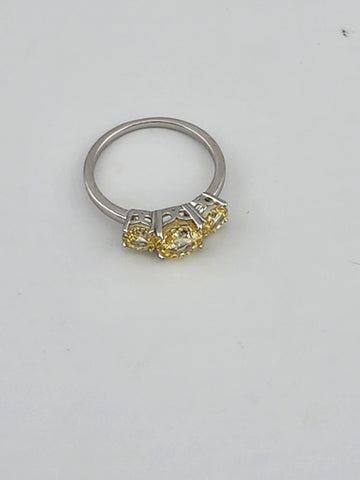 Triple Yellow Gemstone Ring in 925 Sterling Silver – Classic Style, Modern Shine