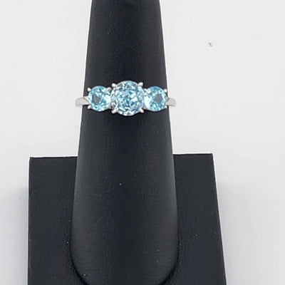 Triple Blue Gemstone Ring in 925 Sterling Silver – Classic Style, Modern Shine