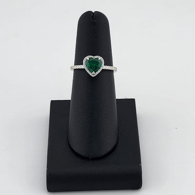 Dazzling Green Heart Gemstone Ring in Solid 925 Sterling Silver – Perfect Gift for Her